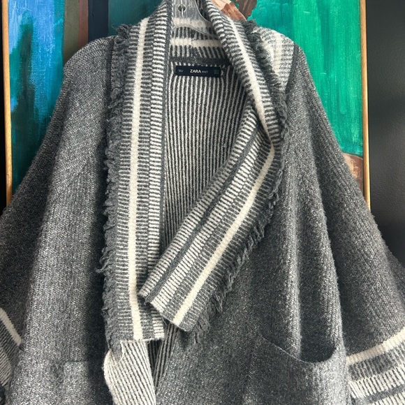 Zara Knit Gray and White Striped Cardigan W Bell Sleeves Small - Picture 16 of 16